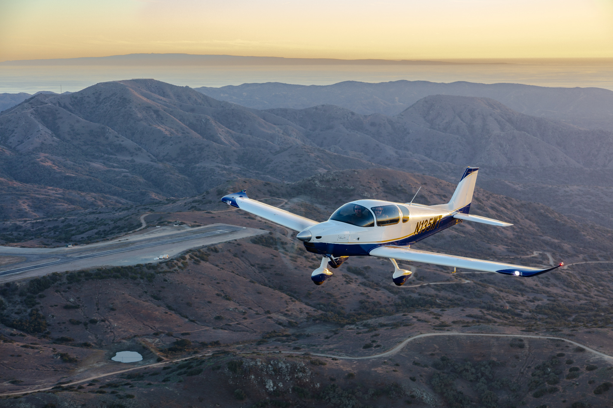 get_the_best_Airplane_ad