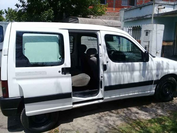 get_the_best_Citroen Berlingo_ad