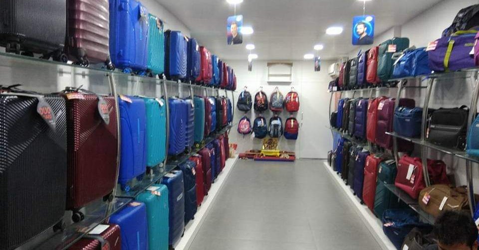 get_the_best_American Tourister_ad
