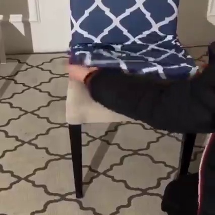 get_the_best_Chair Covers_ad