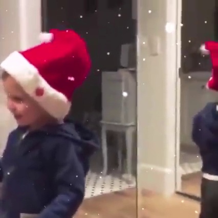 get_the_best_Christmas Hat_ad